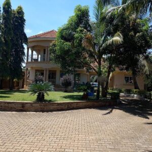 Mailo Land House For Sale