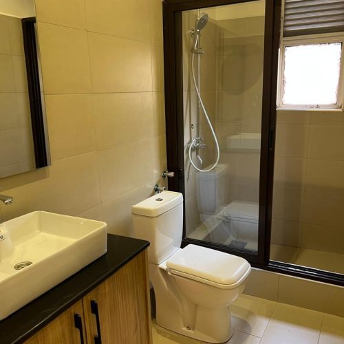 AFQTImhAl9V75Hii2bzj